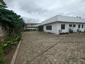 5bdrm Apartment in Madev Realty, Tantra Hills for rent