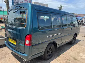 Hyundai H-100 2004 Green