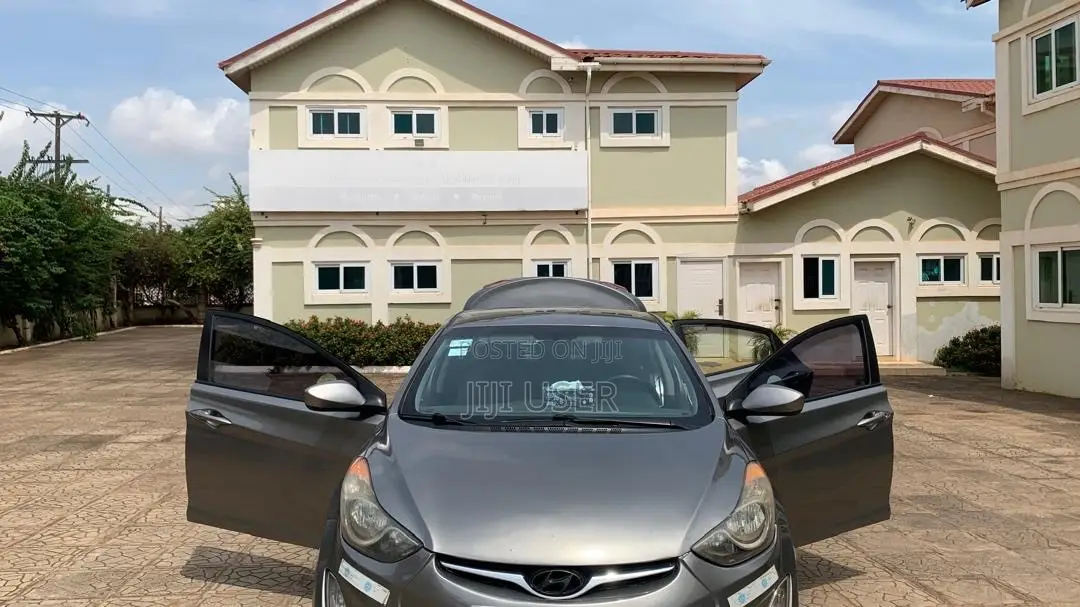 Hyundai Elantra SE 4dr Sedan (1.8L 4cyl 6A) 2014 Gray