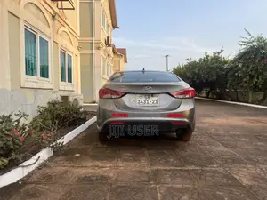 Hyundai Elantra SE 4dr Sedan (1.8L 4cyl 6A) 2014 Gray