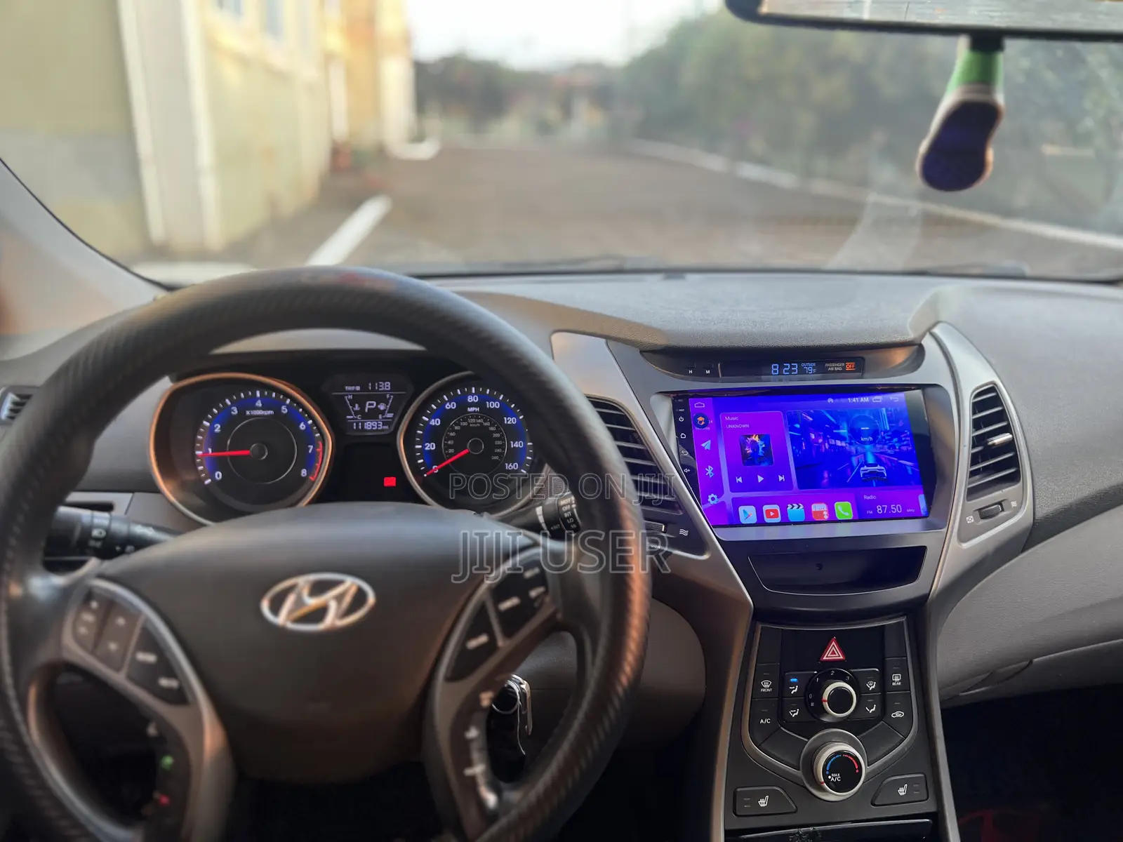 Hyundai Elantra SE 4dr Sedan (1.8L 4cyl 6A) 2014 Gray