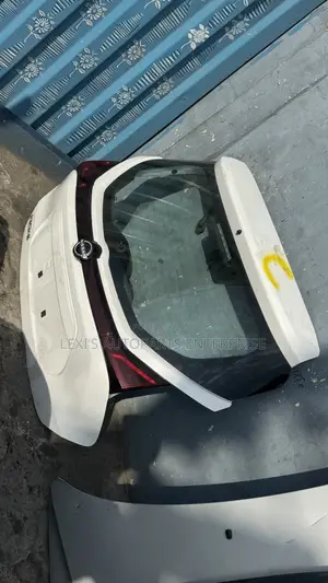 Nissan Kicks 2022,2023,2024,2025 Tailgate/ Boot Available