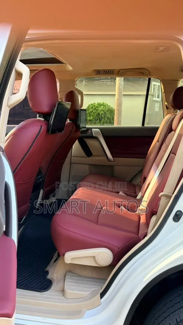Toyota Land Cruiser Prado 2.7 2018 White