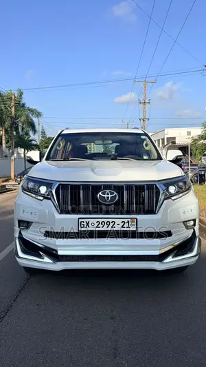 Toyota Land Cruiser Prado 2.7 2018 White