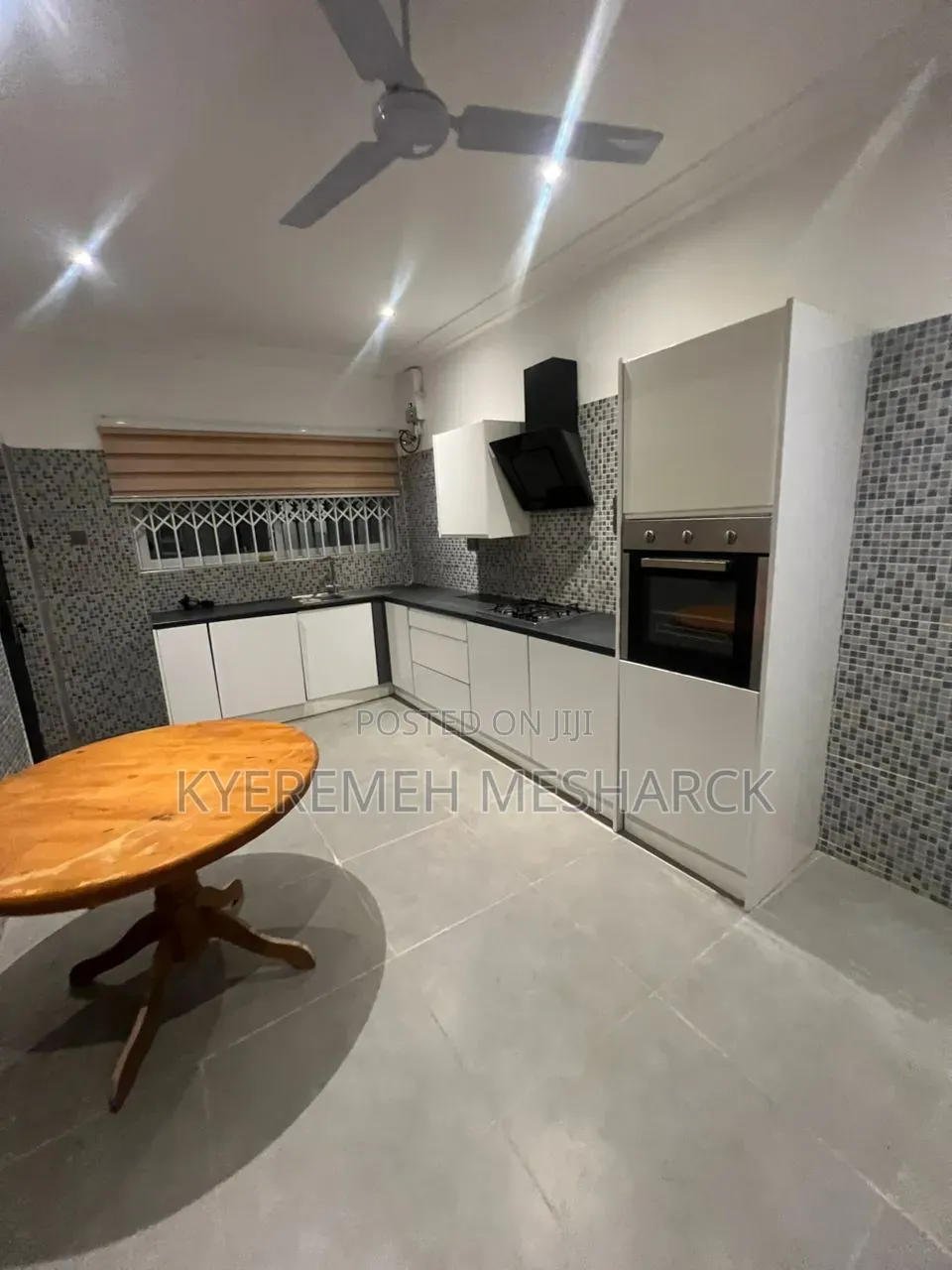 2bdrm Apartment in Old Ashongman, Ablorh Adjei for rent