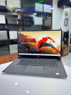 Laptop Dell XPS 15 9560 16GB Intel Core i7 SSD 512GB