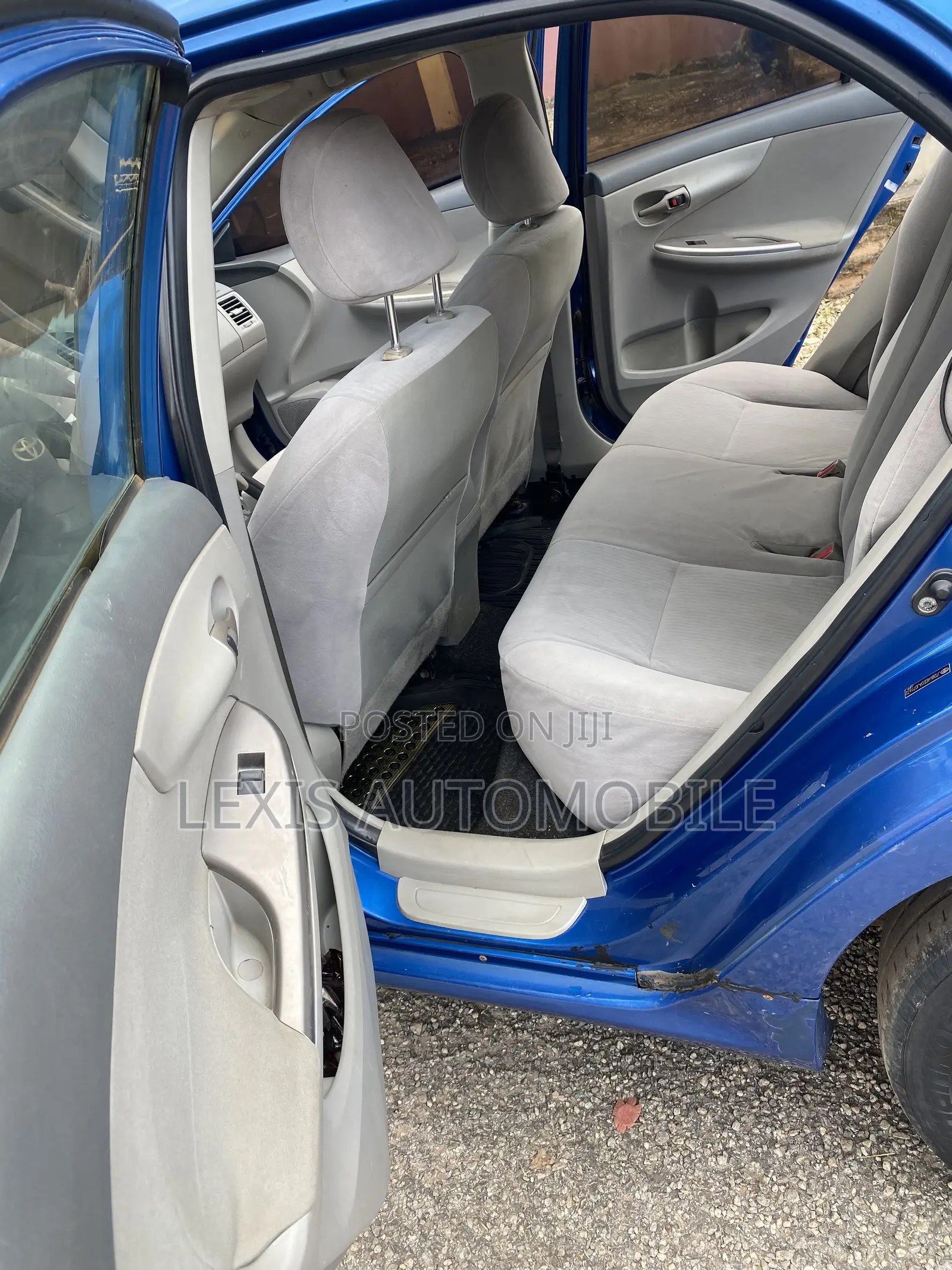 Toyota Corolla LE 4dr Sedan (1.8L 4cyl 4A) 2010 Blue