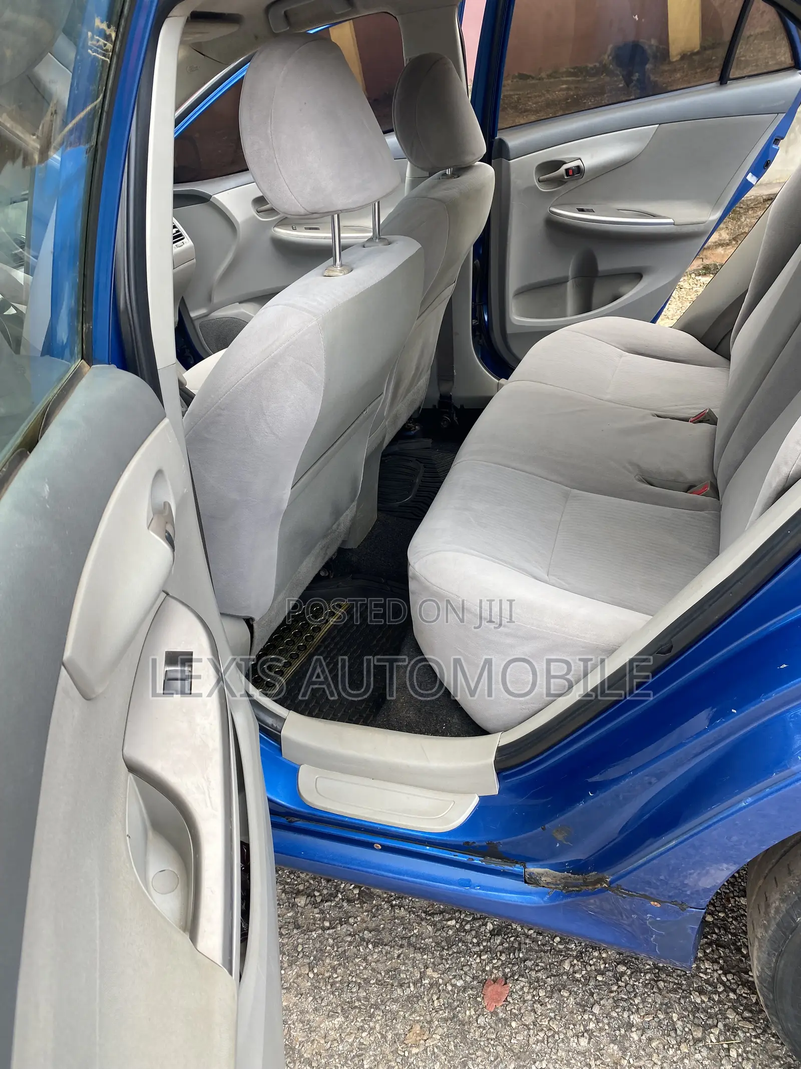 Toyota Corolla LE 4dr Sedan (1.8L 4cyl 4A) 2010 Blue