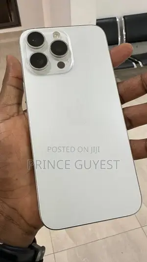 Apple iPhone 15 Pro Max 256 GB White