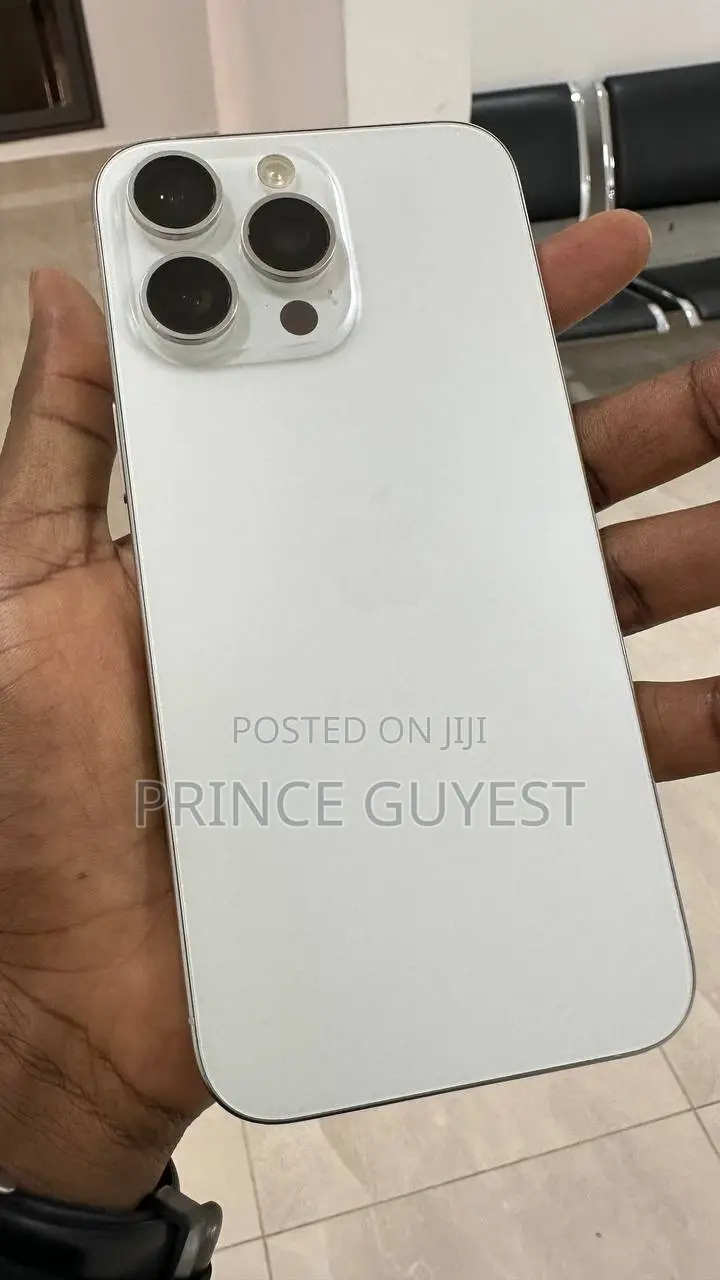 Apple iPhone 15 Pro Max 256 GB White