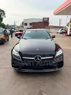 Mercedes-Benz C300 2020 Black