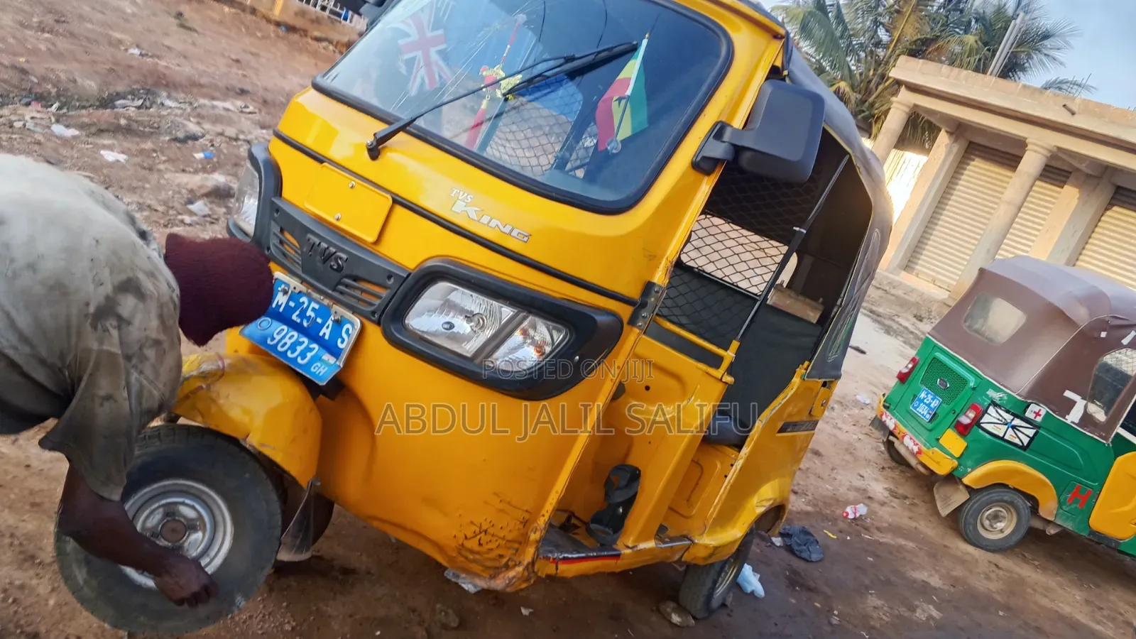 TVS King Deluxe Plus iTouch Start 2025 Yellow
