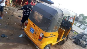 TVS King Deluxe Plus iTouch Start 2025 Yellow