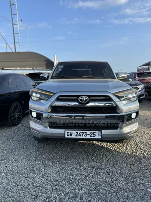 Toyota 4-Runner Limited 4x4 2019 Silver