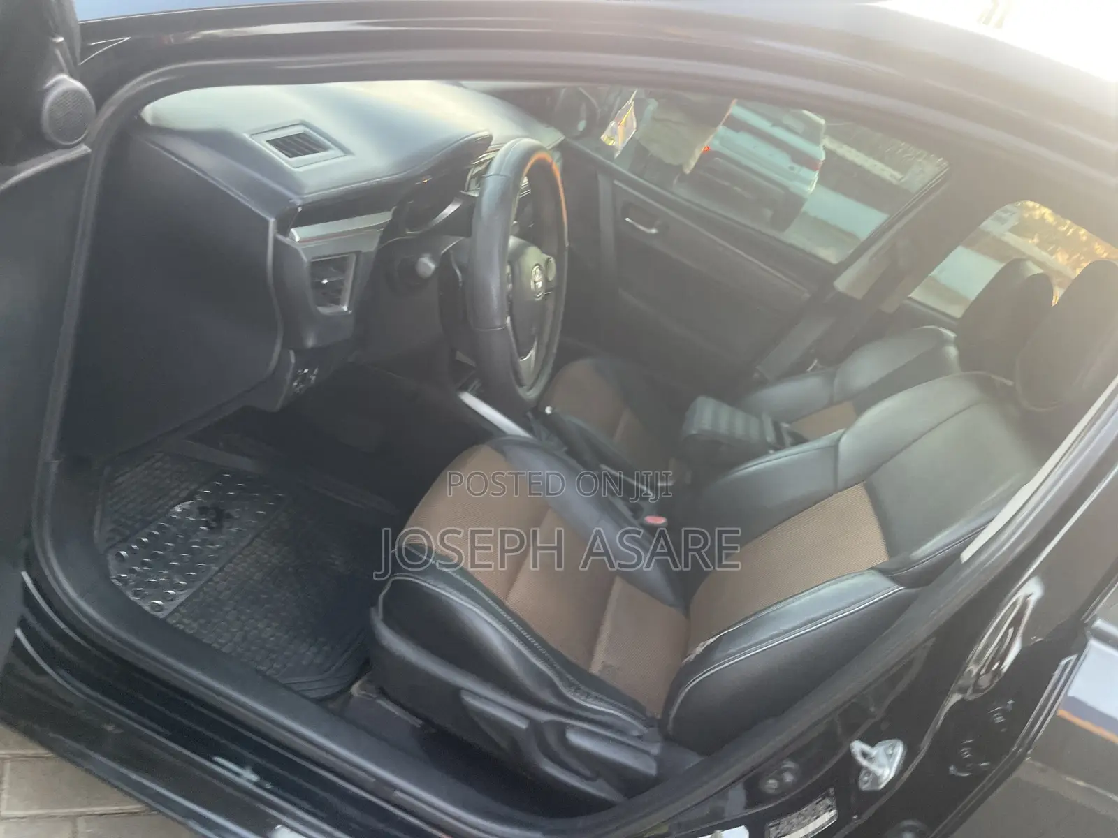 Toyota Corolla 2015 Black