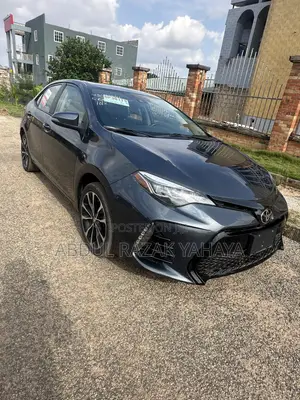 Toyota Corolla SE (1.8L 4cyl 2A) 2018 Gray