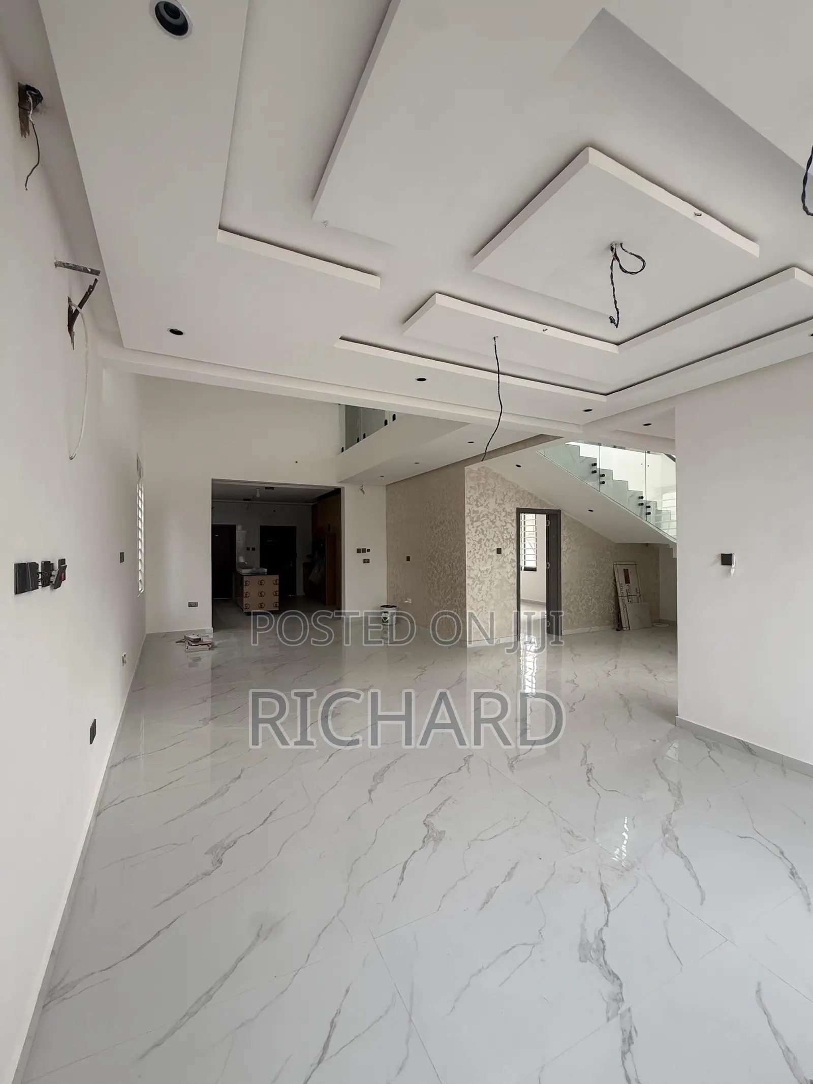 4bdrm House in Freeholdings Estate, Unity Closed for sale