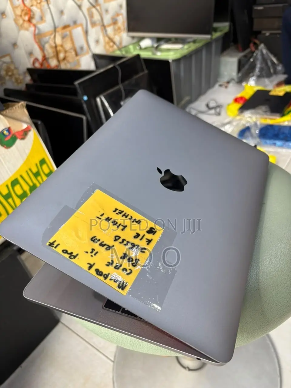 Laptop Apple MacBook Pro 2017 8GB Intel Core i5 SSD 256GB