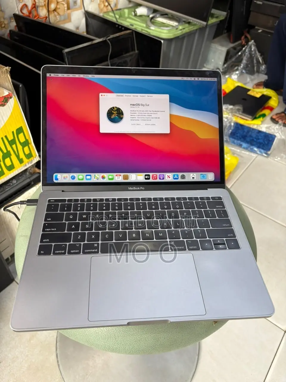 Laptop Apple MacBook Pro 2017 8GB Intel Core i5 SSD 256GB