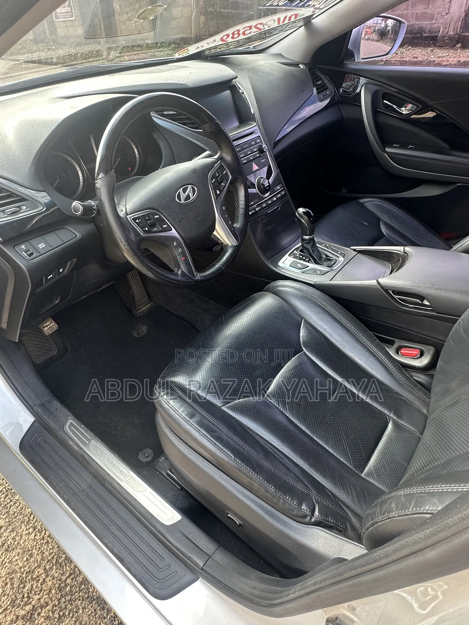 Hyundai Grandeur 2015 Silver