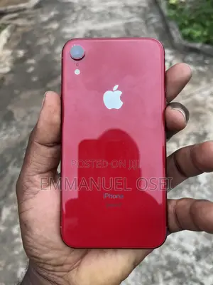 Apple iPhone XR 64 GB Red
