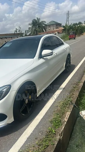 Mercedes-Benz C300 2016 White