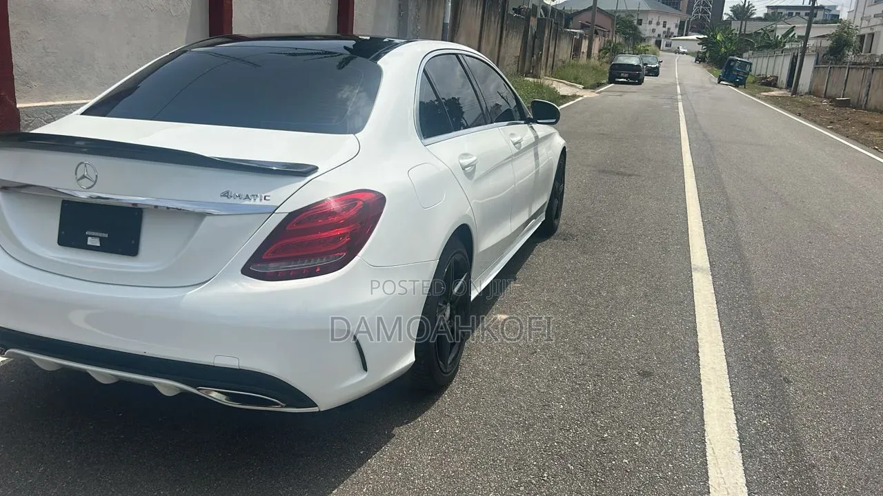 Mercedes-Benz C300 2016 White