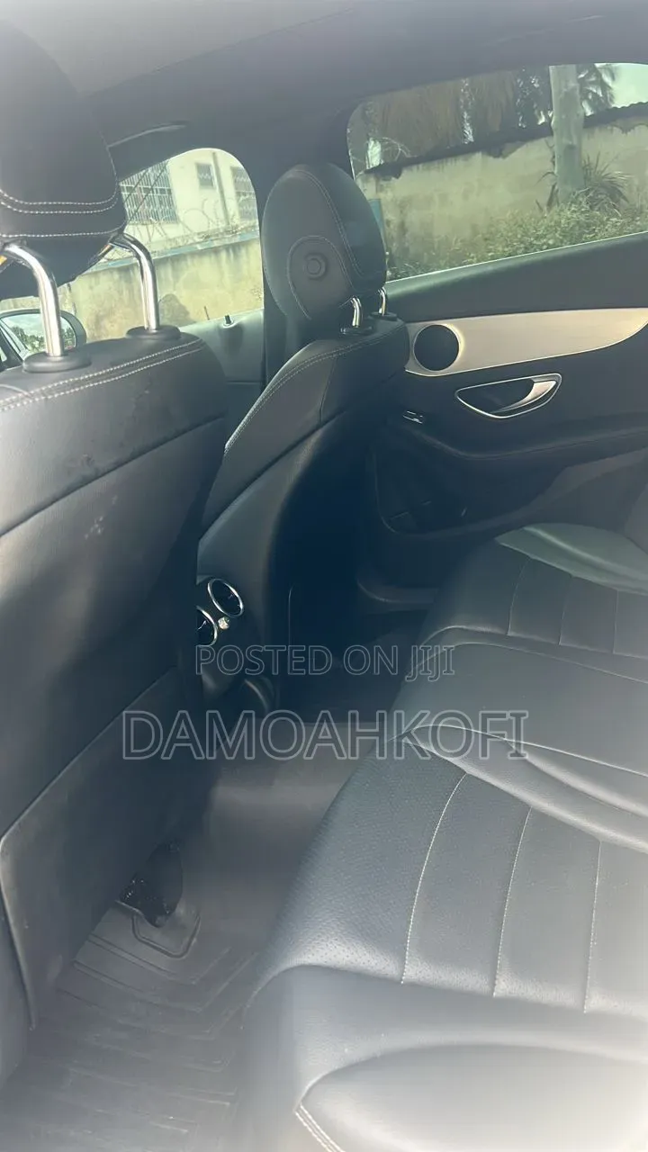 Mercedes-Benz C300 2016 White
