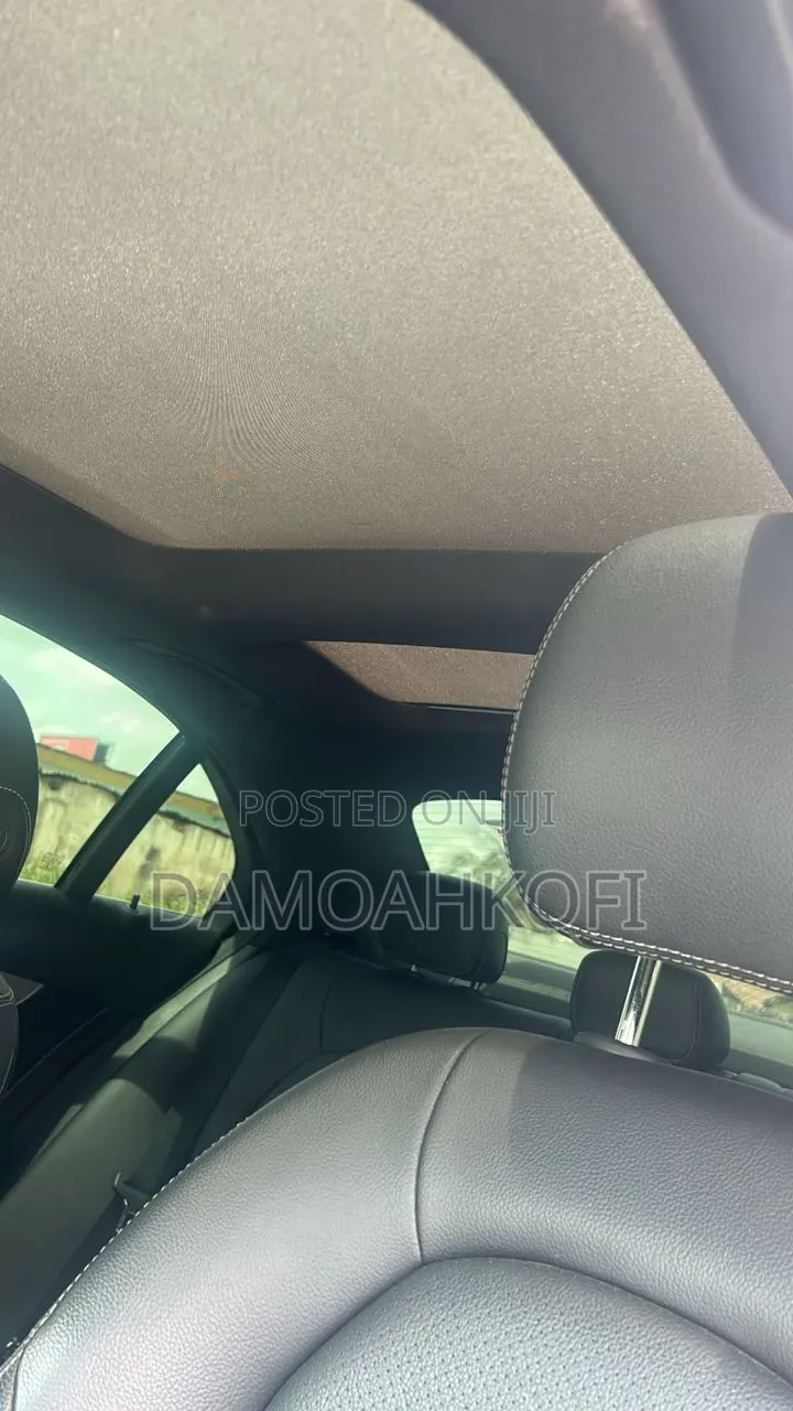 Mercedes-Benz C300 2016 White