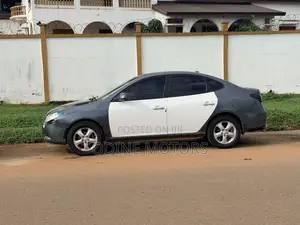 Hyundai Elantra 2008 Maroon
