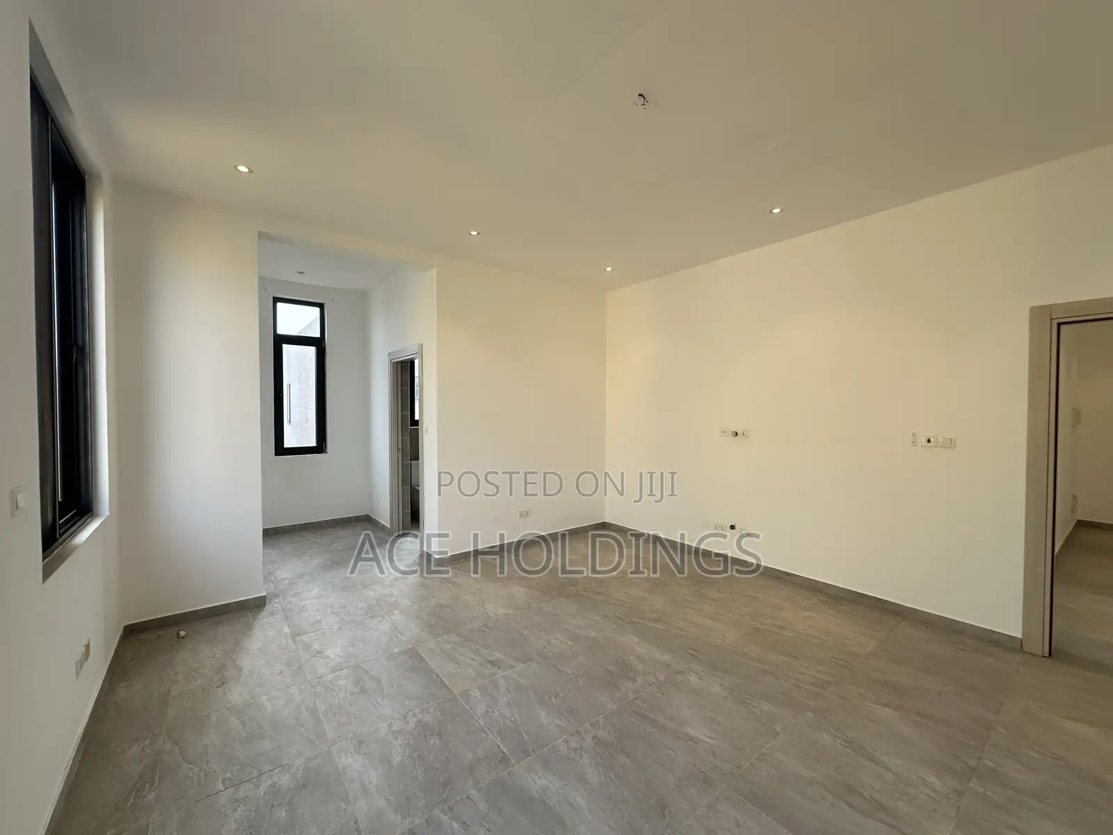 4bdrm Mansion in East Legon Hills for rent