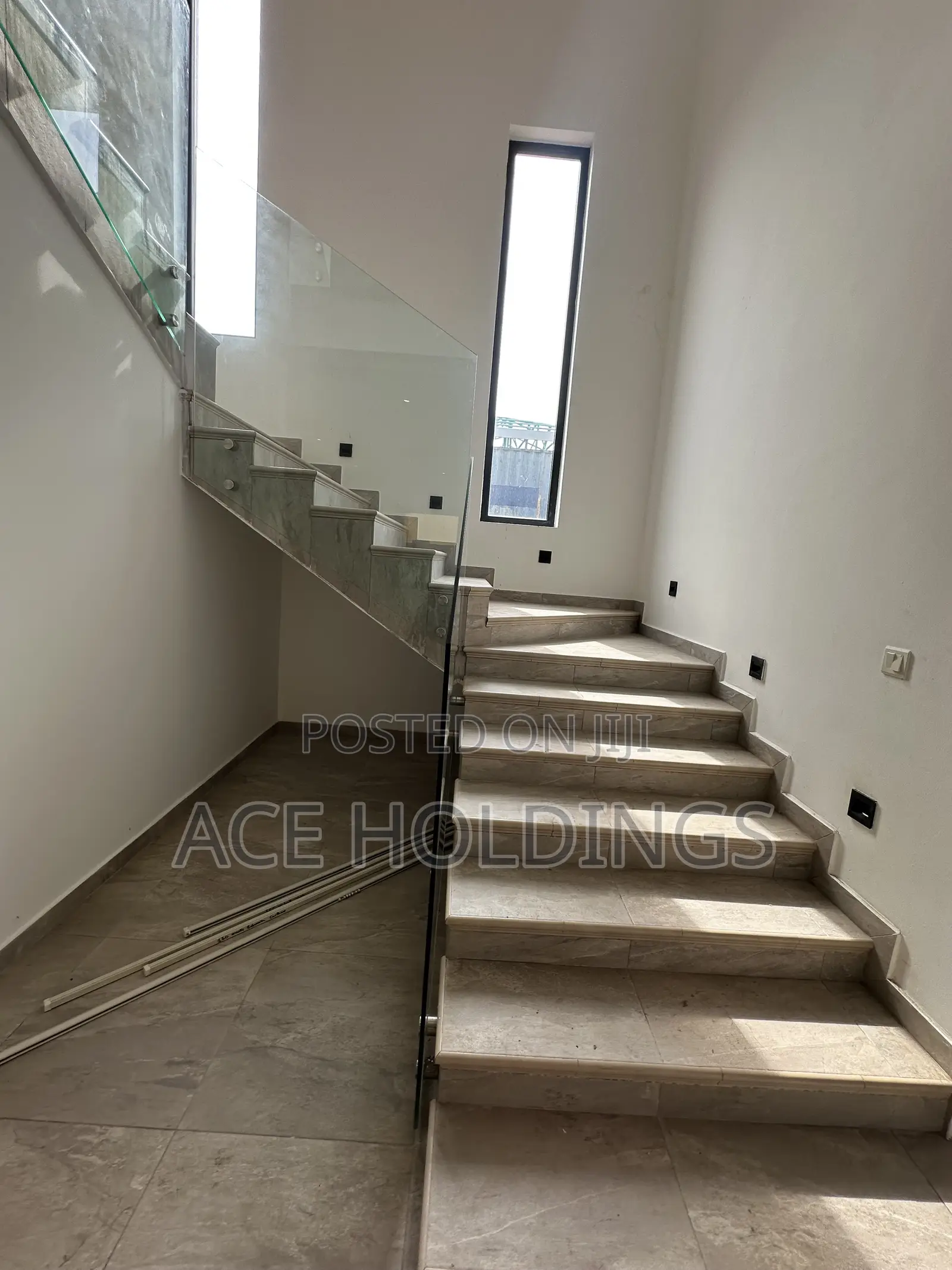 4bdrm Mansion in East Legon Hills for rent