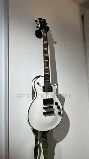 ESP LTD EC-256 Electric Guitar - Snow White (Used)