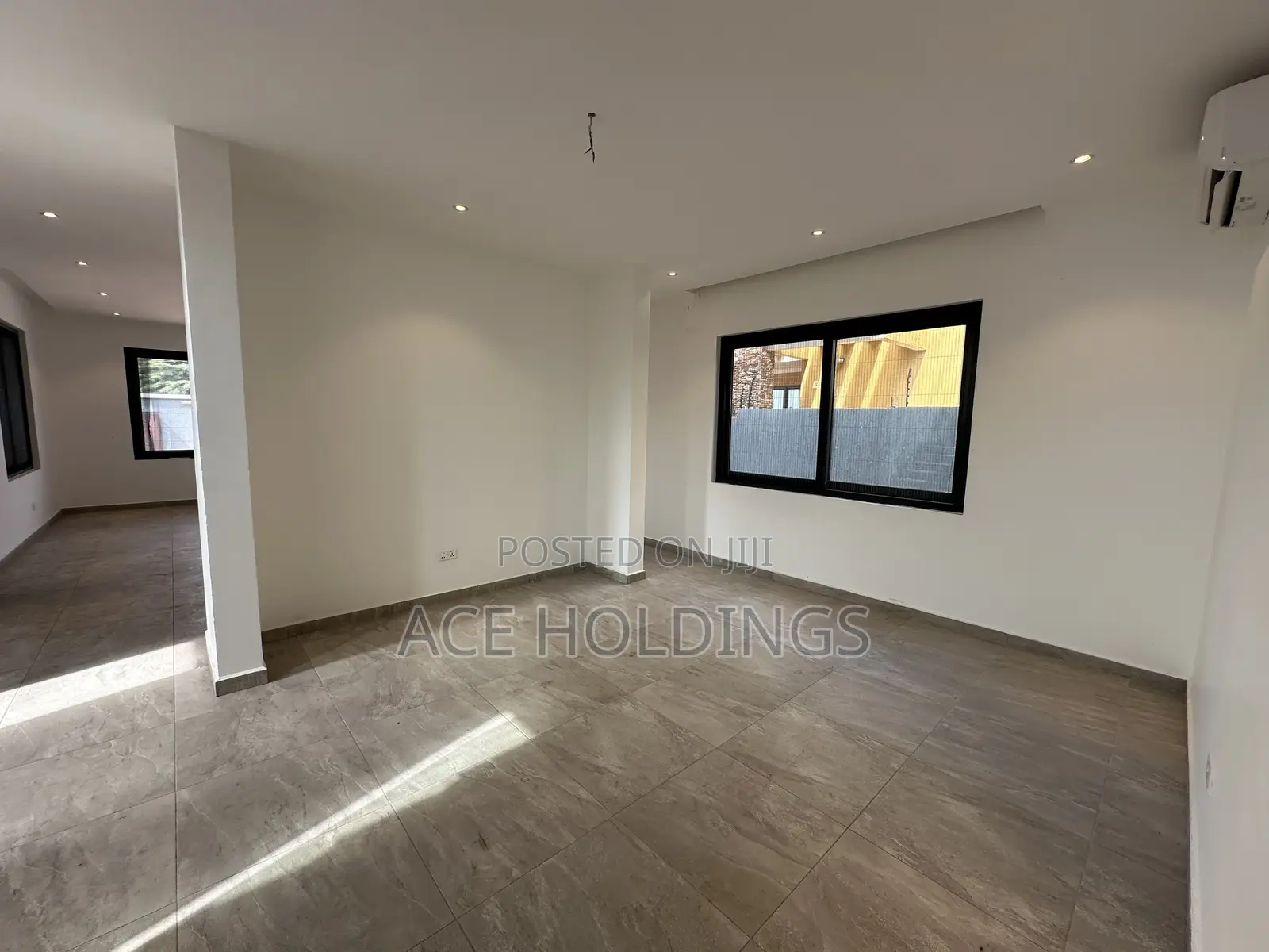 4bdrm Mansion in East Legon Hills for rent
