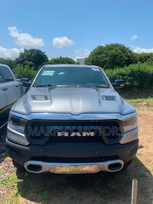 RAM 1500 2019 Silver