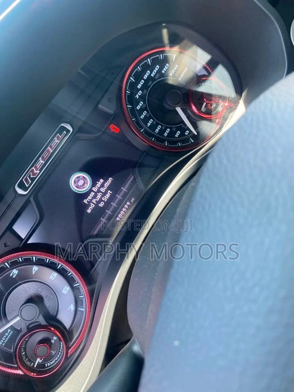 RAM 1500 2019 Silver