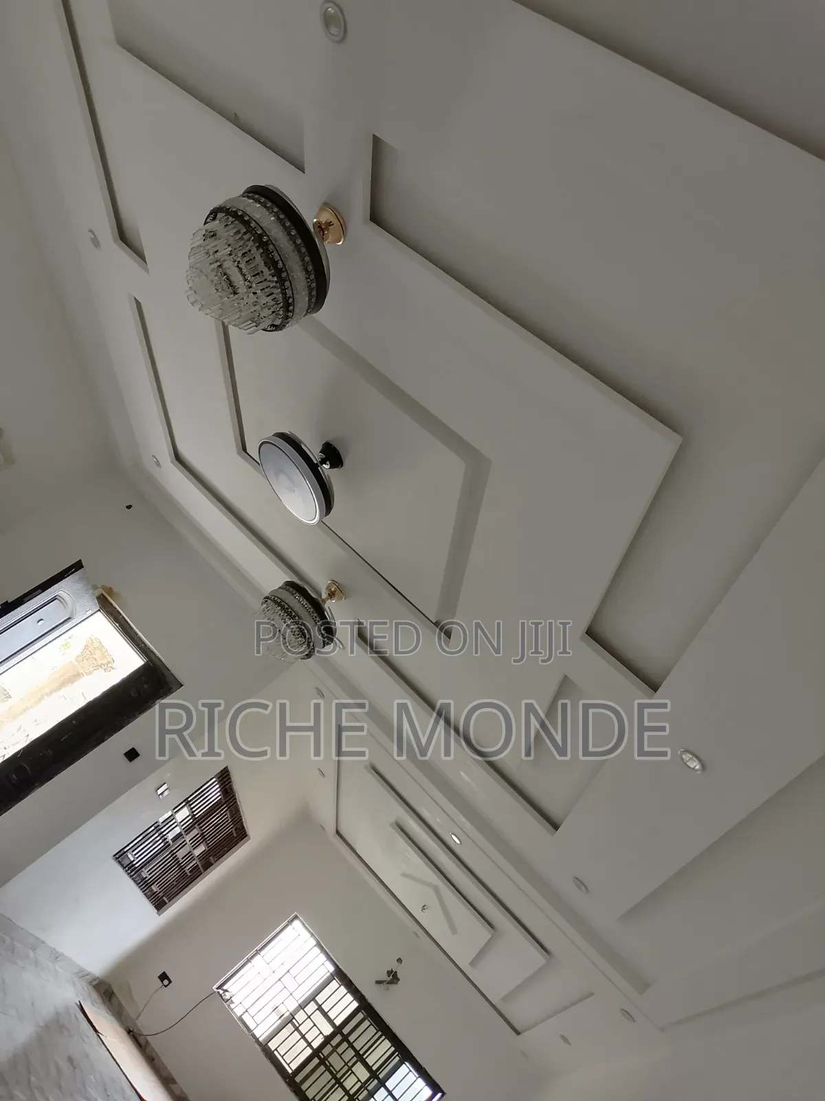 P.o.p Ceiling
