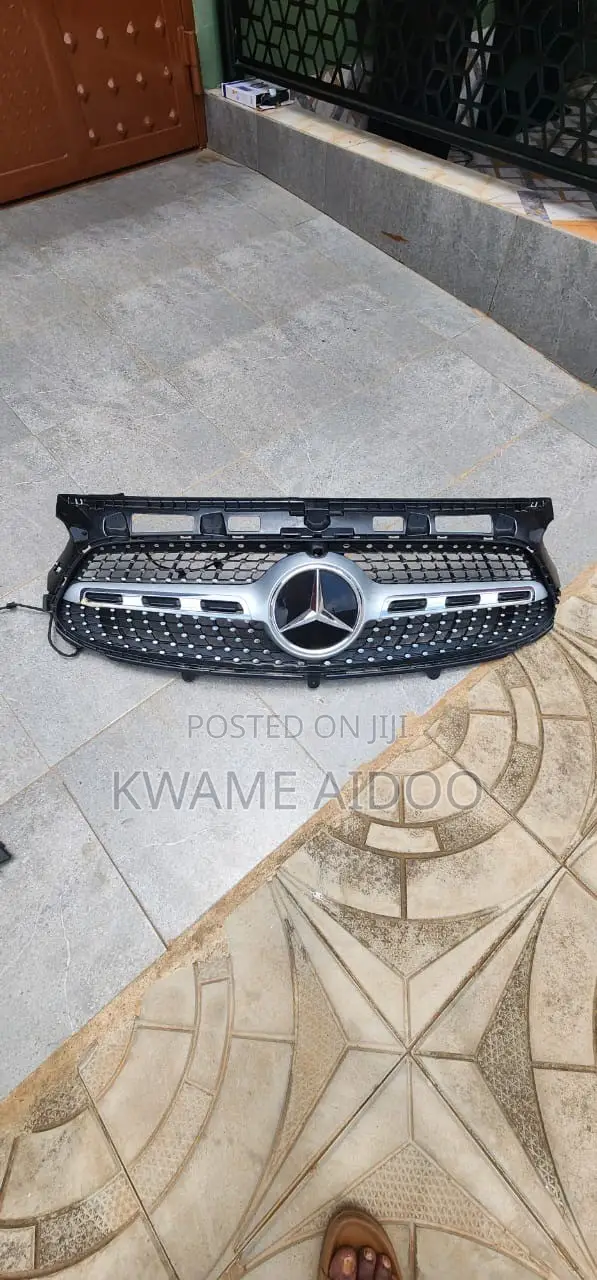 Mercedes-Benz Diamond Front Grille