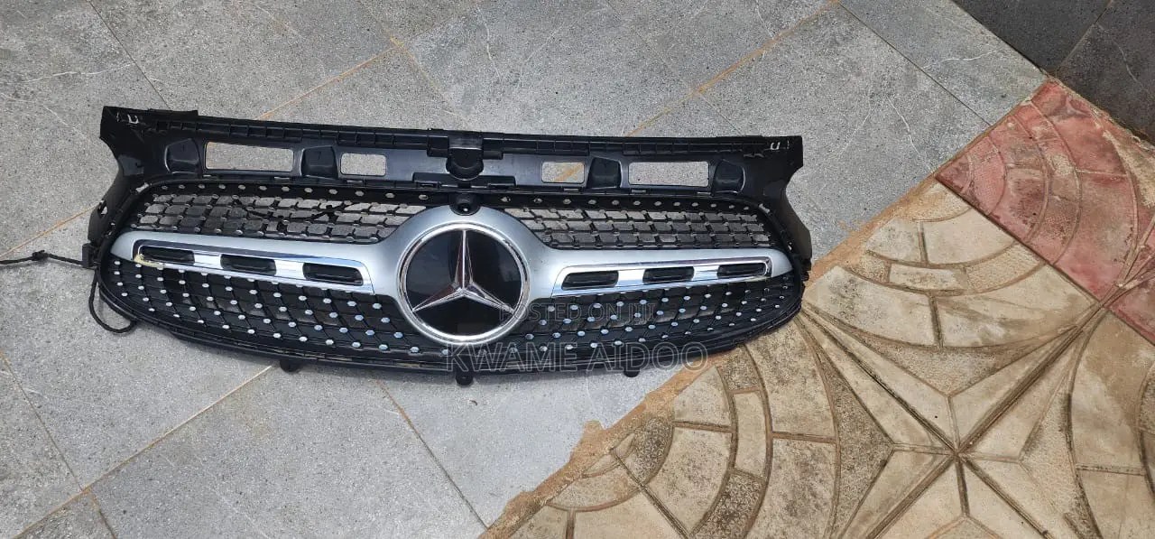 Mercedes-Benz Diamond Front Grille