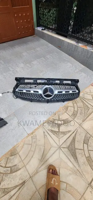 Mercedes-Benz Diamond Front Grille
