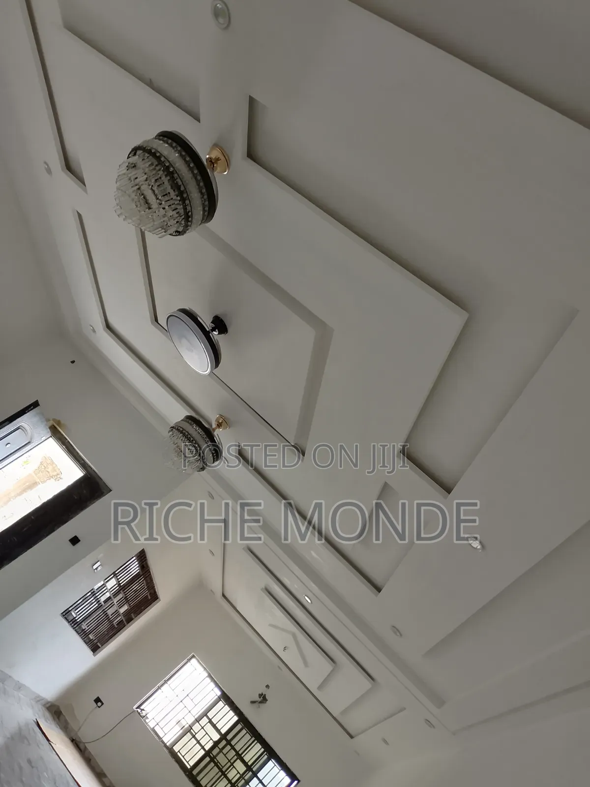P.o.p Ceiling