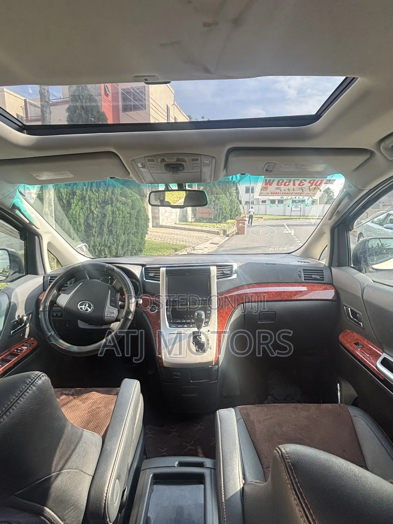 Toyota Alphard 2013 White