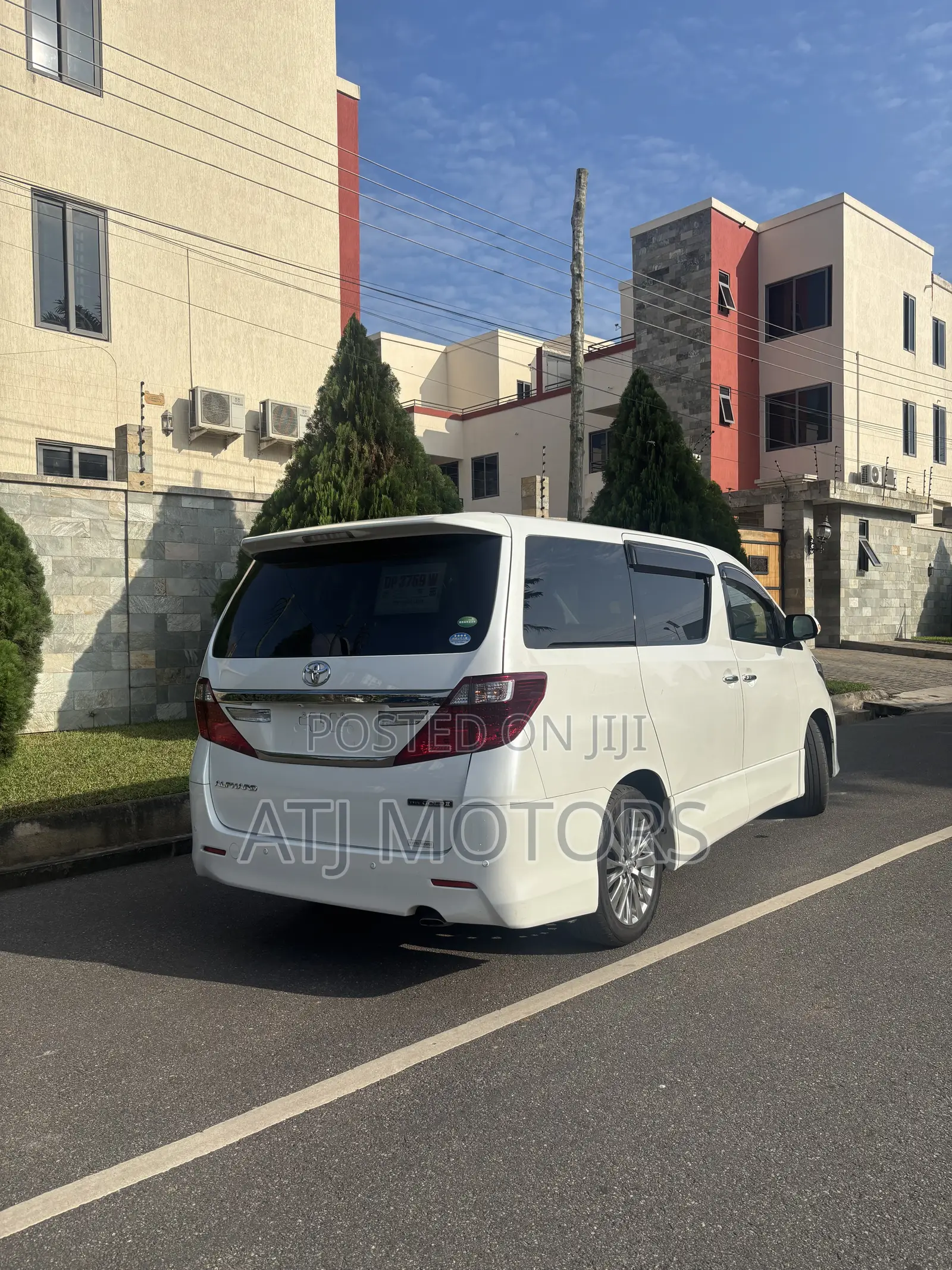 Toyota Alphard 2013 White