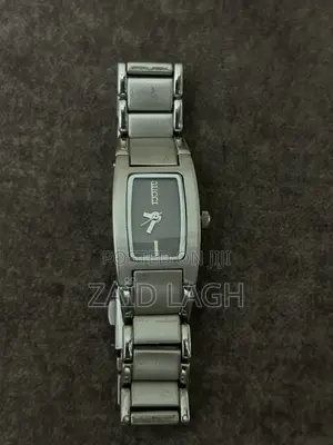 Authentic Gucci Vintage Swiss Made Watch- Rare Collector's Timepiece