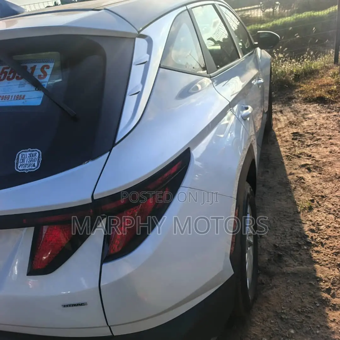 Hyundai Tucson 2025 White