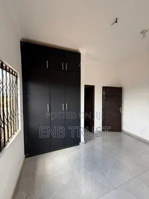 2bdrm Apartment in Ablekuma, Fan Milk for rent