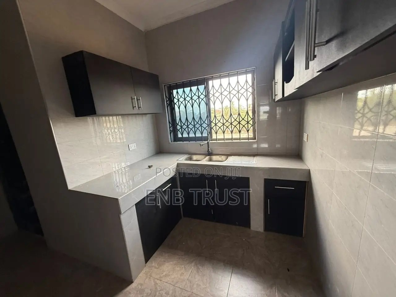 2bdrm Apartment in Ablekuma, Fan Milk for rent