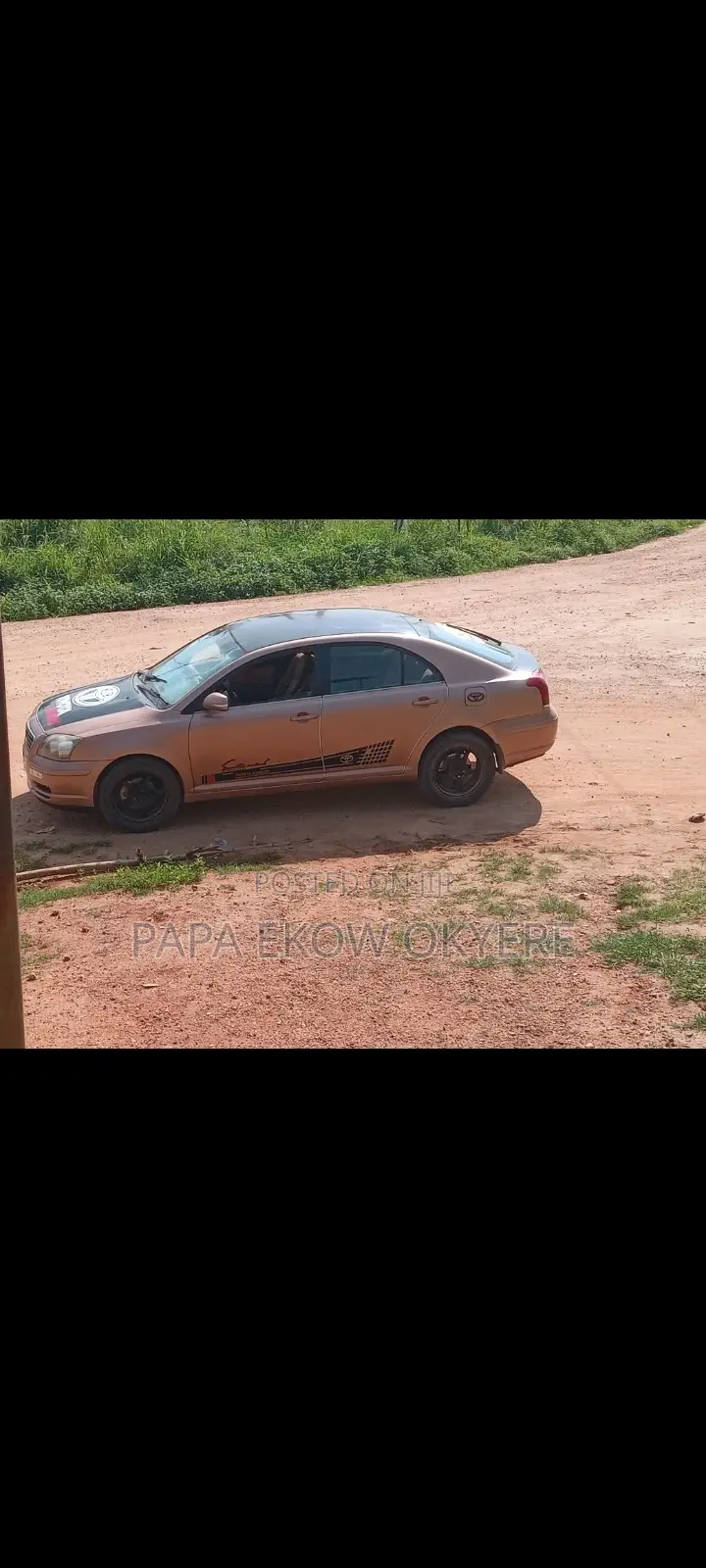 Toyota Avensis 2004 Brown