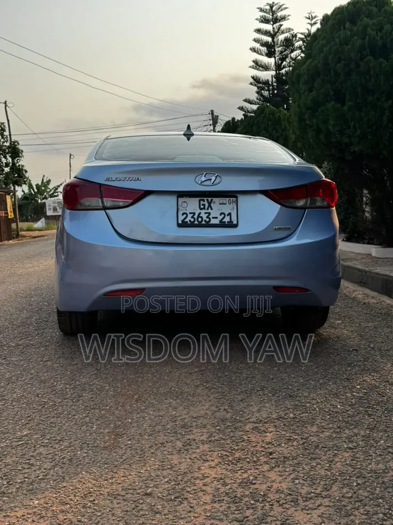 Hyundai Elantra 2013 Blue