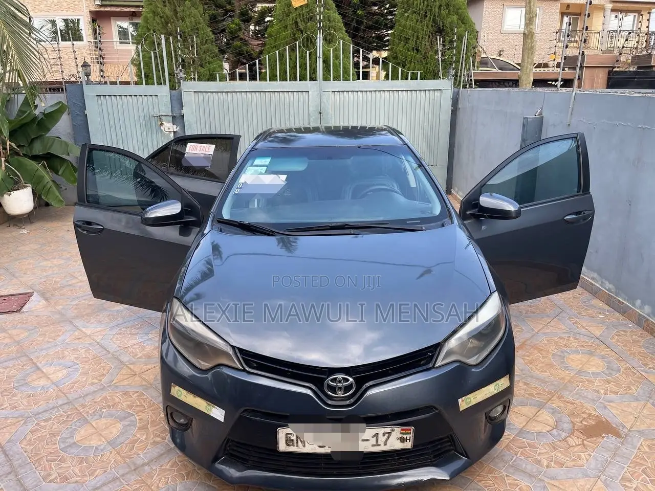 Toyota Corolla L 4dr Sedan (1.8L 4cyl 4A) 2014 Gray